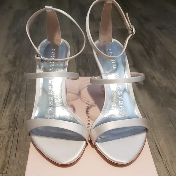 Sophia Webster White Heels with Pearl Detail - Picture 2 of 10